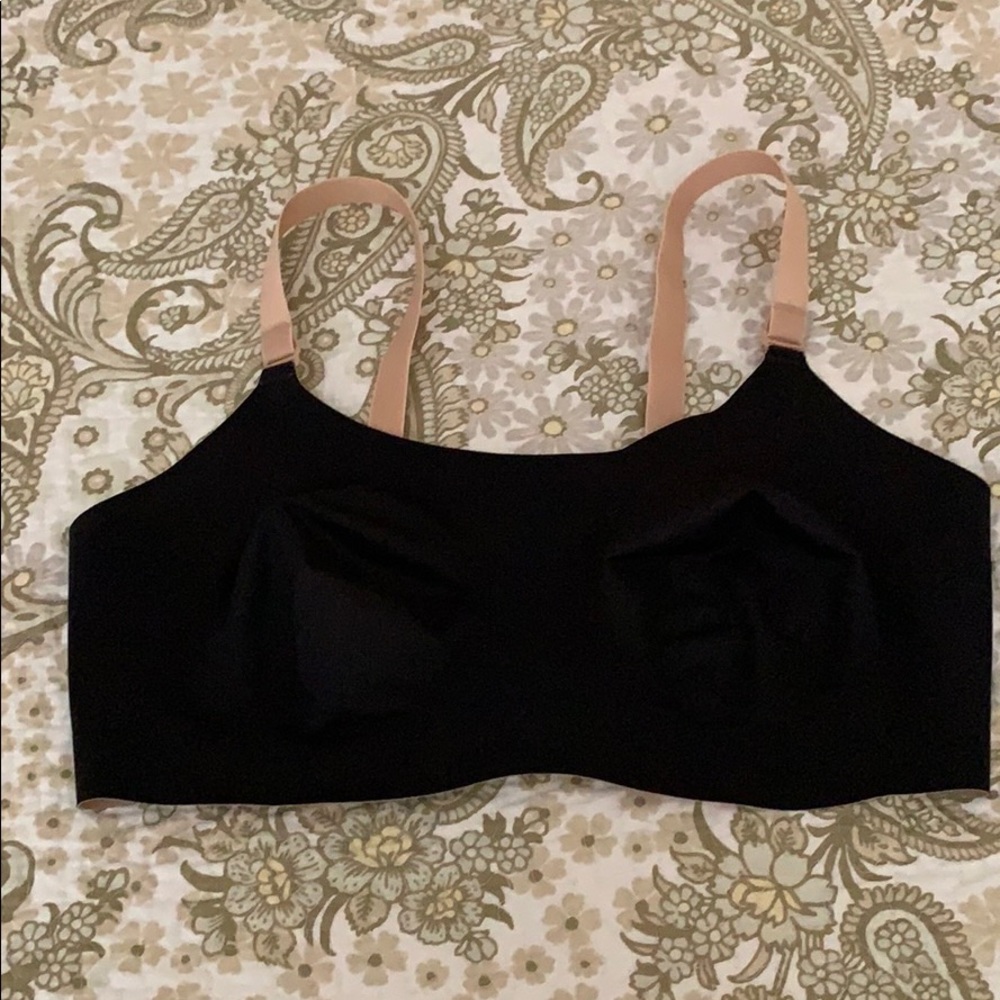 Knix black/nude size 7 bra